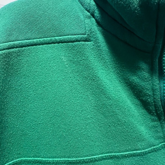 Vineyard Vines Men’s Green Quarter-Zip Sweater - Picture 2 of 2